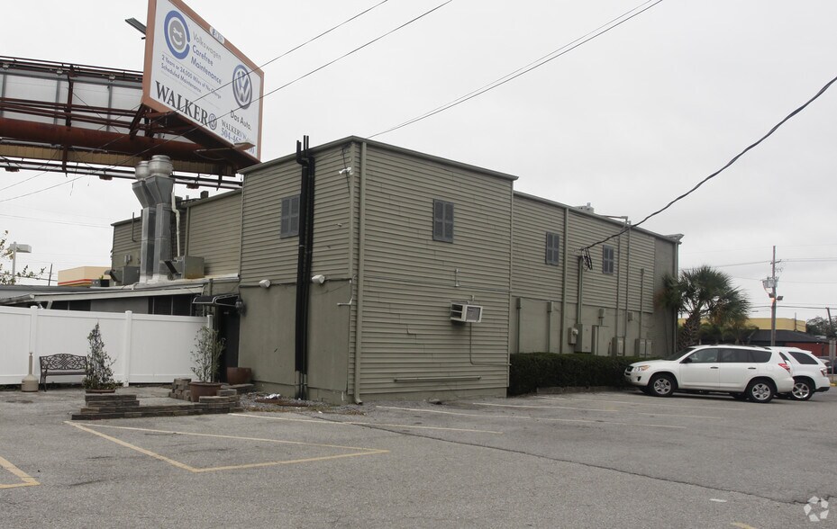 More Photos Of 2717 Williams Blvd, Kenner Freestanding For Lease