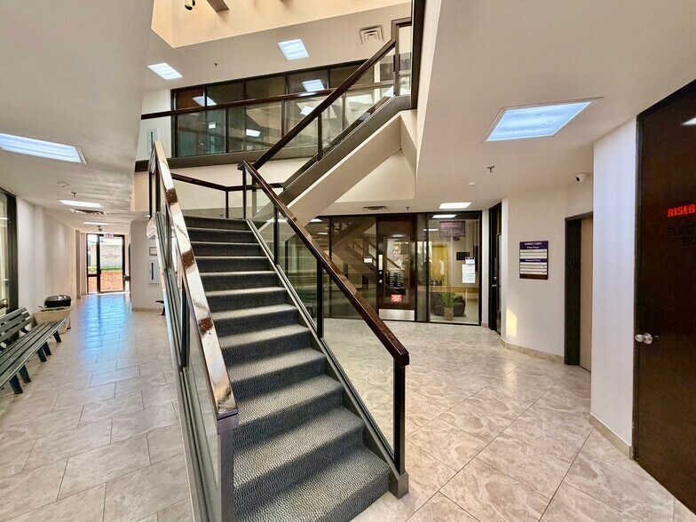 More Photos Of 2275 Westpark Ct, Euless Office For Lease