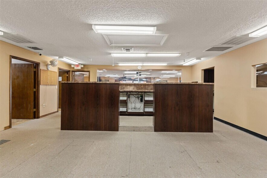 More Photos Of 10507 Spring Hill Dr, Spring Hill Medical For Lease