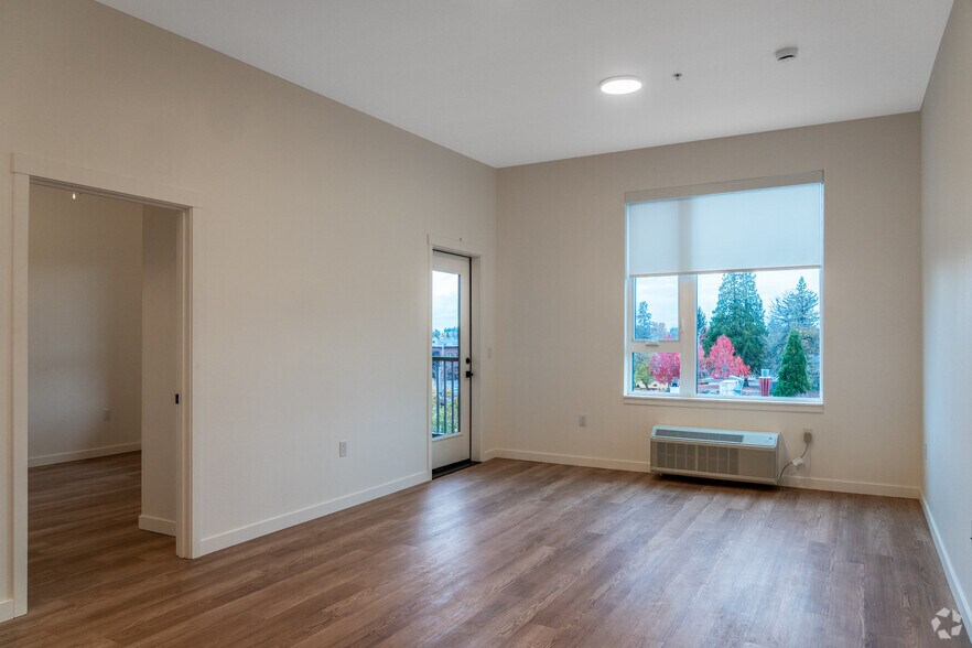 More Photos Of 492 NE 2nd St, Gresham Apartments For Lease