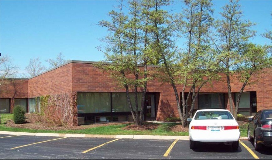 More Photos Of 935 N Plum Grove Rd, Schaumburg Office For Lease