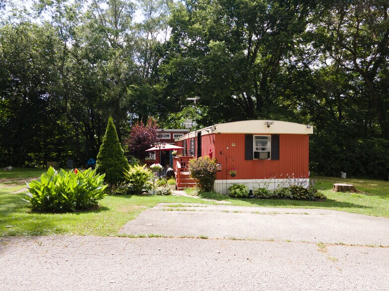 More Photos Of 1100 W Locust St, Canton Manufactured Housing Mobile Home Park For Sale