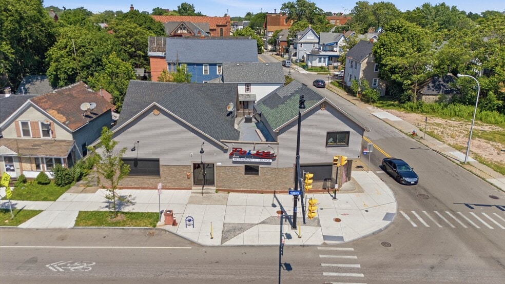 More Photos Of 2081 Niagara St, Buffalo Restaurant For Sale