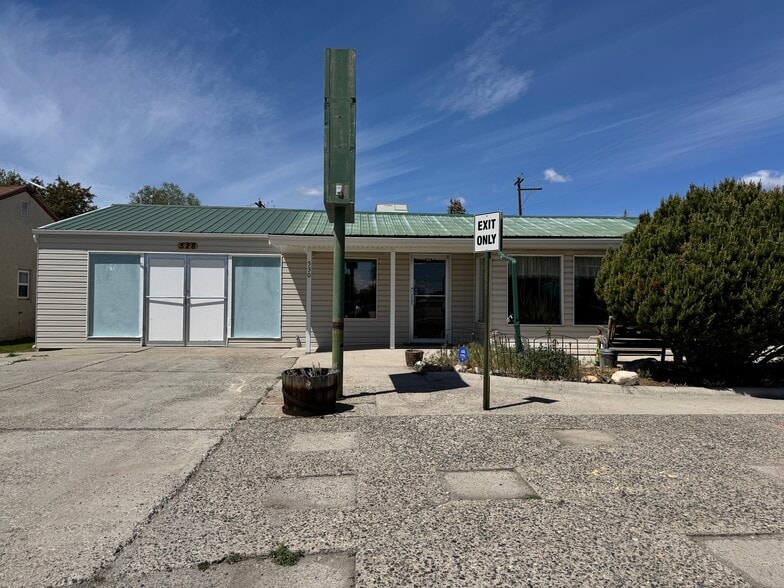 Primary Photo Of 530 N Broadway Ave, Riverton Mixed Retail For Sale