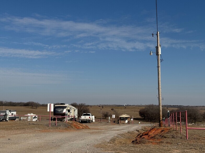 More Photos Of 2601 US-277, Ninnekah Trailer Camper Park For Sale