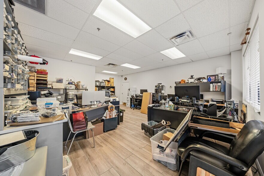 More Photos Of 3445-3499 High Ridge Rd, Boynton Beach Warehouse For Lease