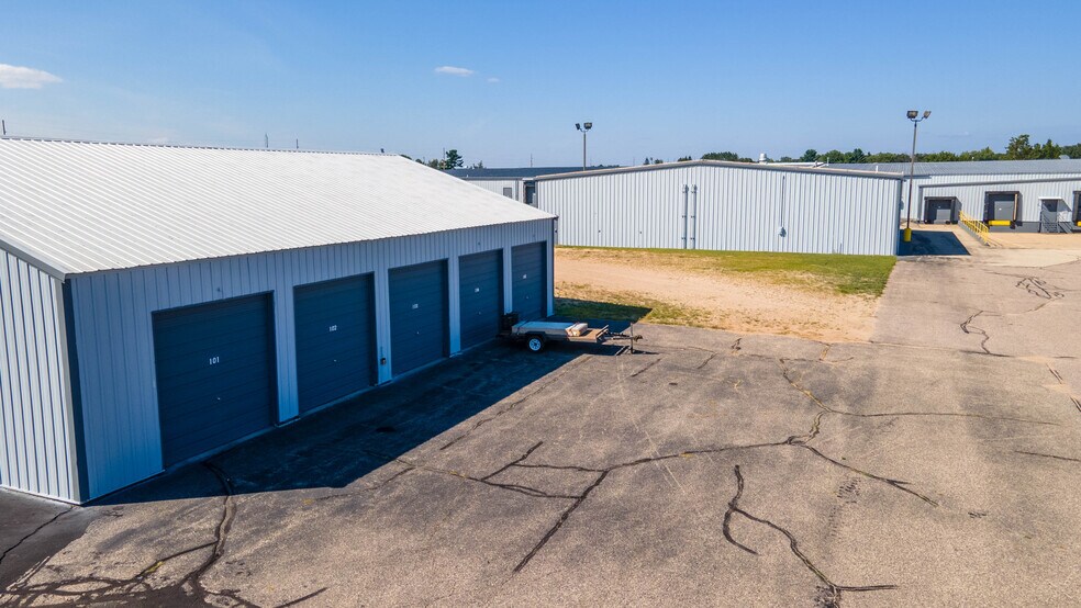 More Photos Of N9246 State Road 80, Necedah Warehouse For Lease