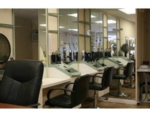 More Photos Of 320-326 Boston Post Rd, Sudbury Storefront Retail Office For Lease