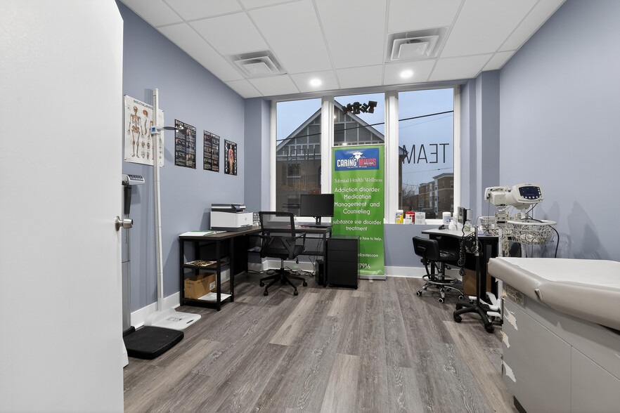 More Photos Of 1501 N Walnut St, Wilmington Office For Sale