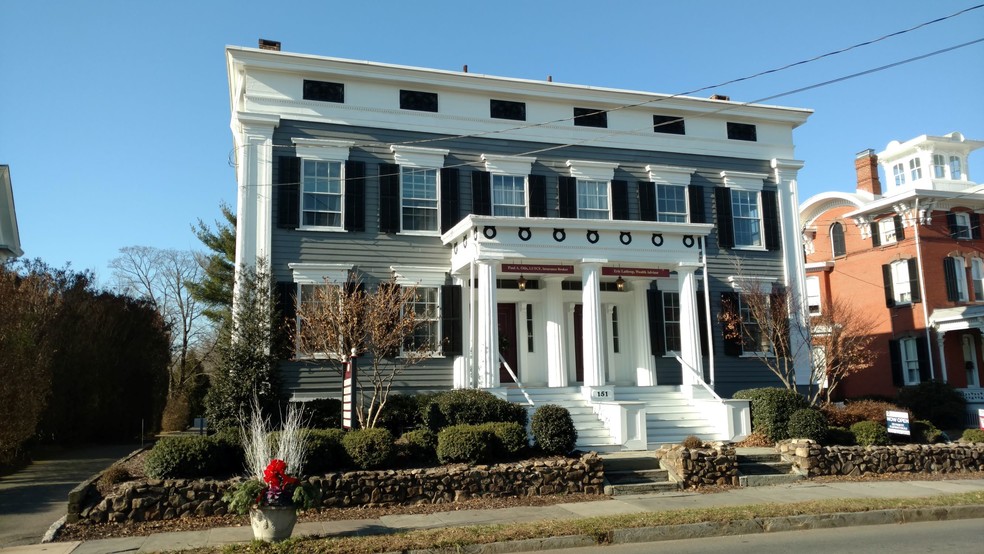 Primary Photo Of 151-153 Main St, Flemington Office For Lease