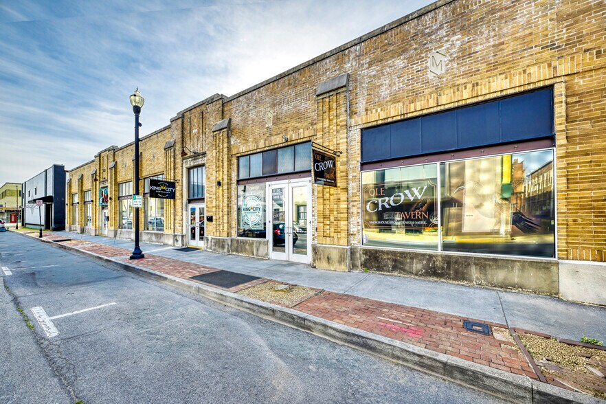 More Photos Of 223 Commerce St, Kingsport Storefront For Sale