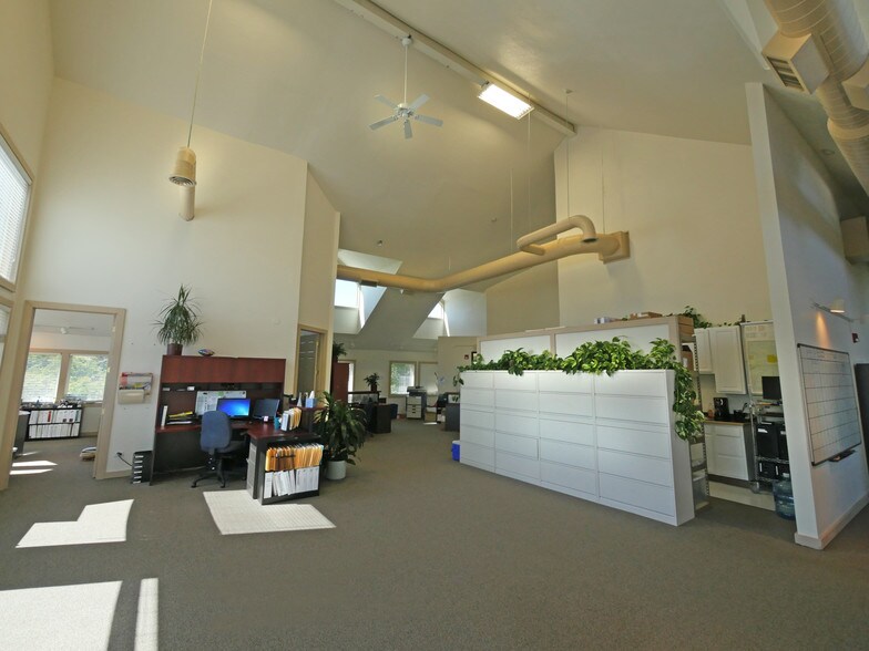 More Photos Of 10354 W Chatfield Ave, Littleton Office For Lease