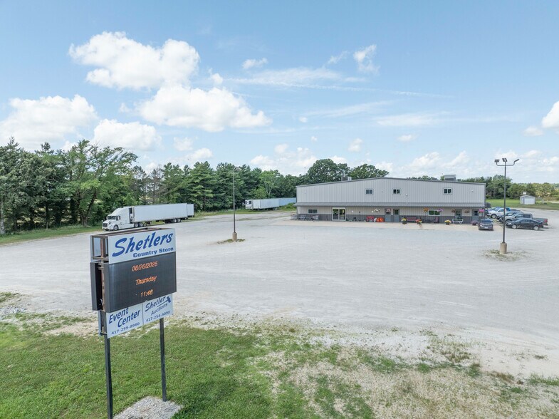 More Photos Of 3099 Highway 95, Mountain Grove Restaurant For Sale