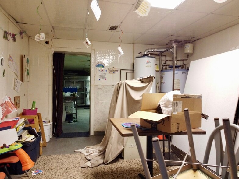 More Photos Of 10423 Flat Shoals Rd, Covington Restaurant For Sale