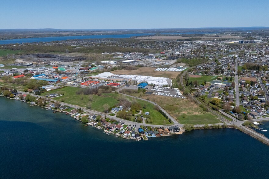 More Photos Of 58 Bd du Bord de l'Eau, Salaberry-de-valleyfield Land For Sale