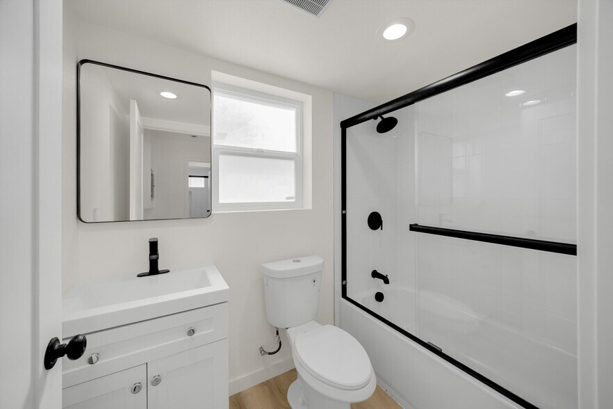 More Photos Of 102 E Avenida San Gabriel, San Clemente Multifamily For Sale