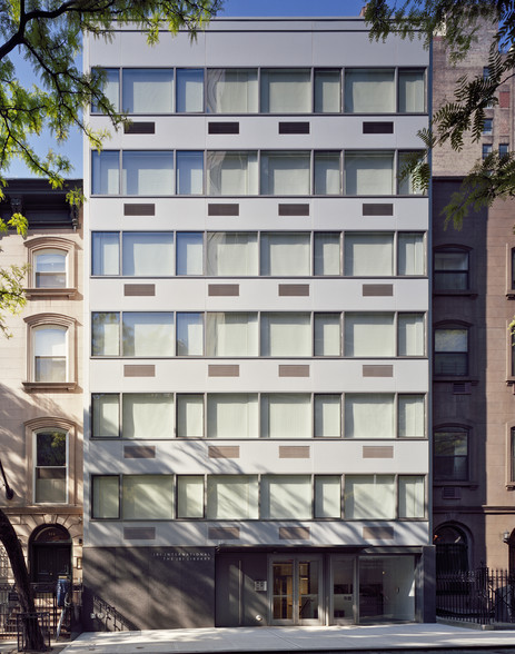 Primary Photo Of 110 E 30th St, New York Office For Lease