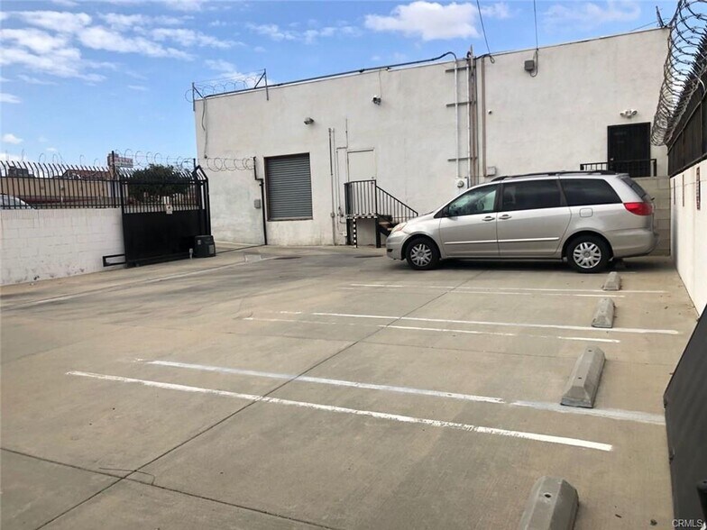 More Photos Of 846 E Valley Blvd, San Gabriel Freestanding For Sale