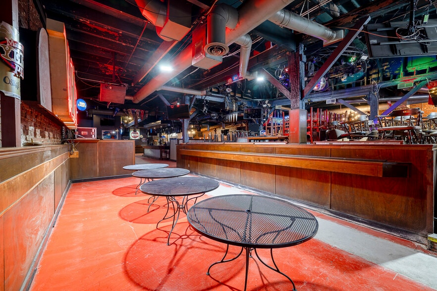 More Photos Of 117 N Mosley St, Wichita Bar For Sale