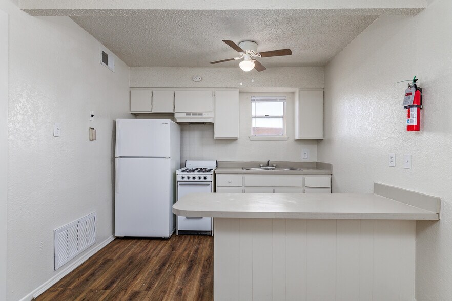More Photos Of 4401 Southwest Blvd, San Angelo Apartments For Sale