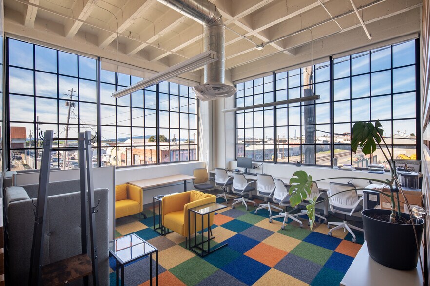 More Photos Of 1608 4th St, Berkeley Office For Lease