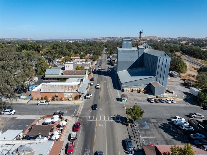 More Photos Of 93 S Main St, Templeton Land For Sale