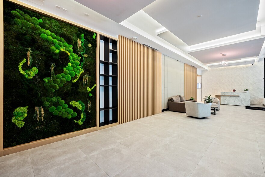 More Photos Of 1110 Brickell Ave, Miami Office For Lease
