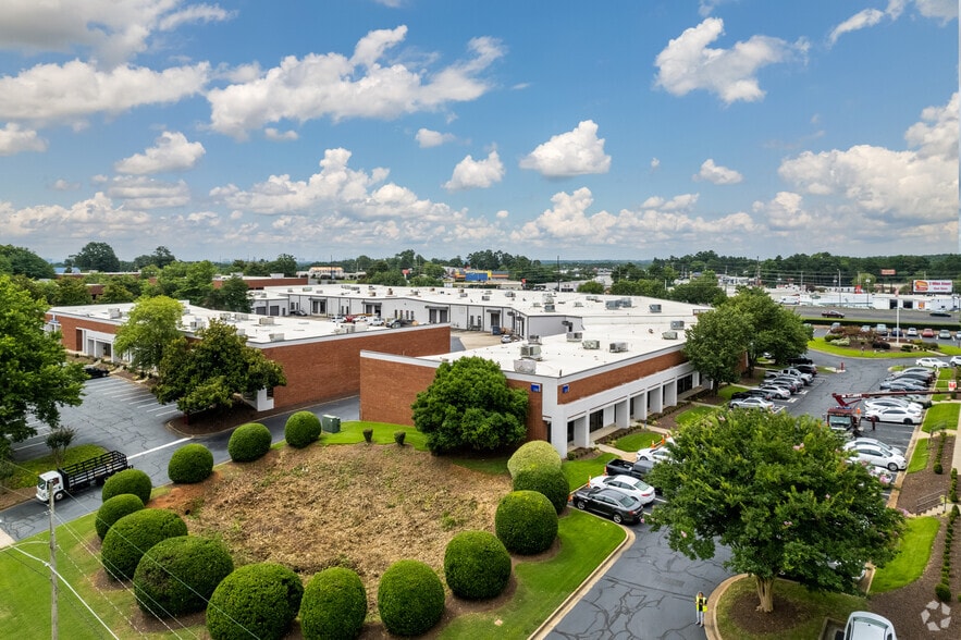 More Photos Of 1395 S Marietta Pky SE, Marietta Unknown For Lease