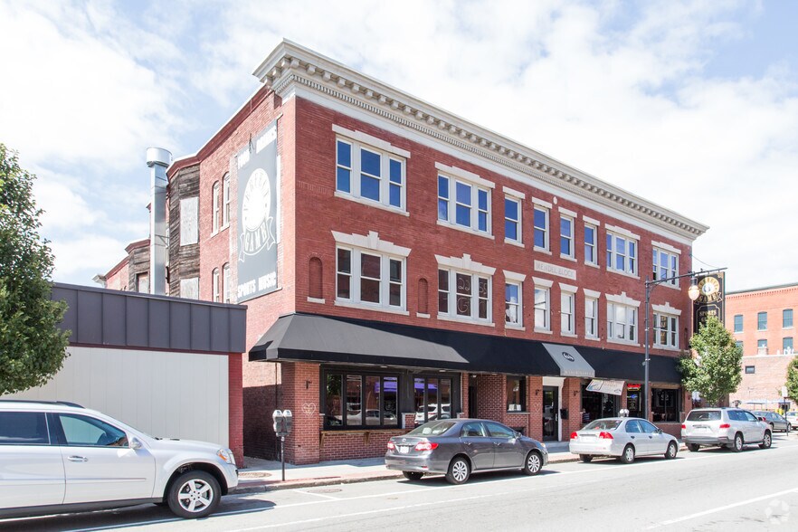 Primary Photo Of 64 Water St, Worcester Apartments For Lease