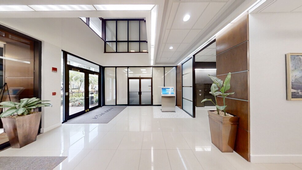 More Photos Of 4400 Pga Blvd, Palm Beach Gardens Office For Lease