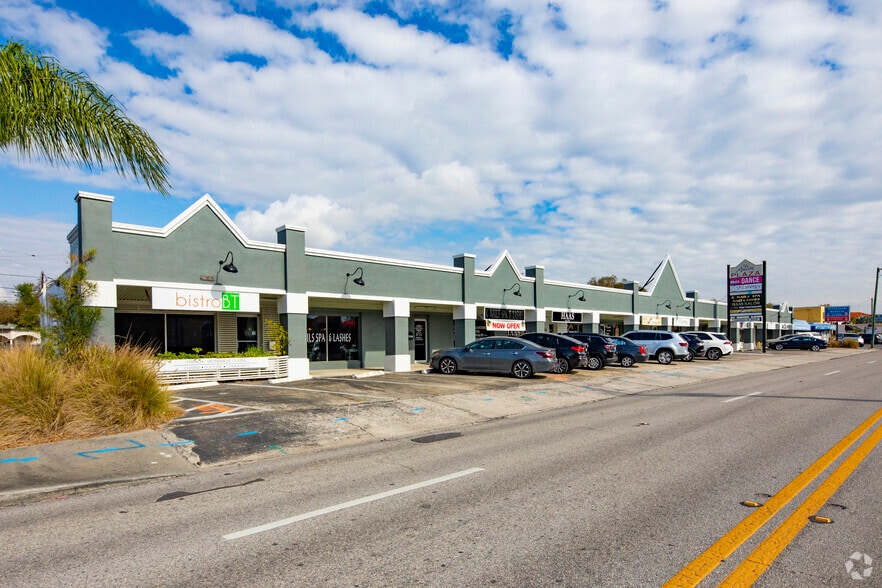 More Photos Of 4245 Henderson Blvd, Tampa Storefront For Lease
