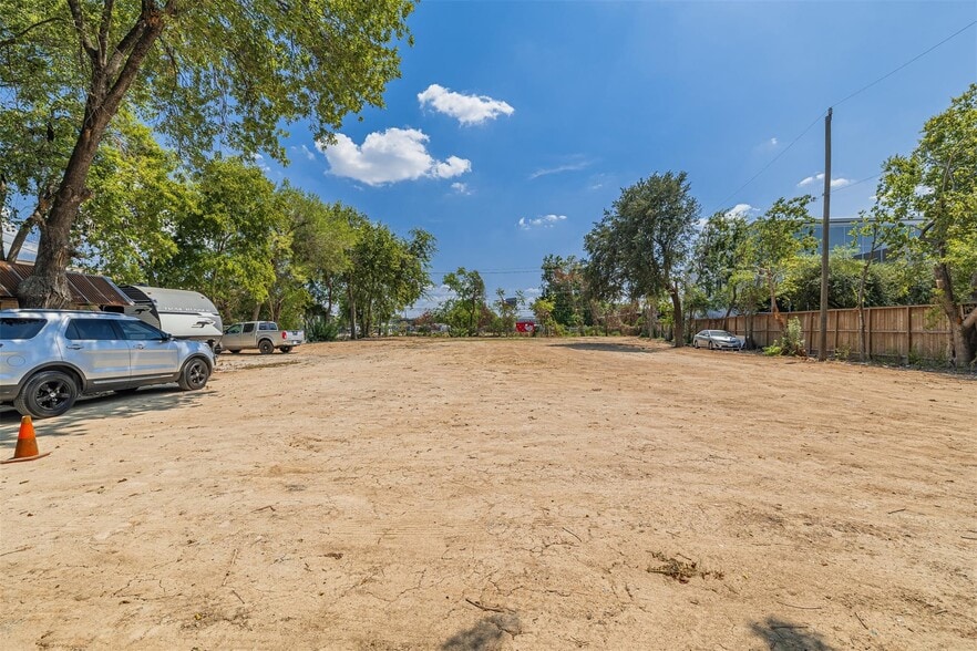 More Photos Of 6209 Skyline Dr, Houston Land For Sale