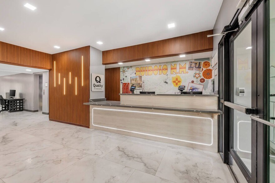 More Photos Of 412 US-70, Ruidoso Hotel For Sale