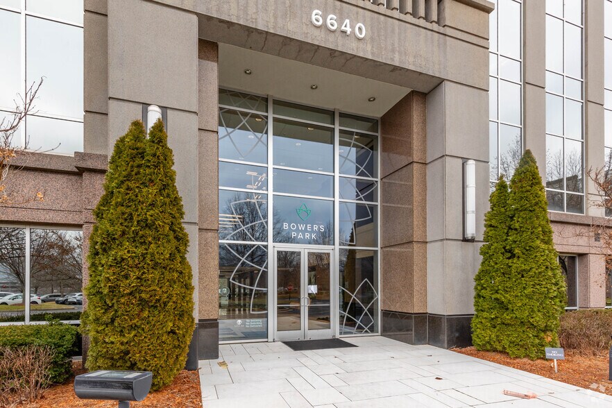 More Photos Of 6640 Carothers Pky, Franklin Office For Lease