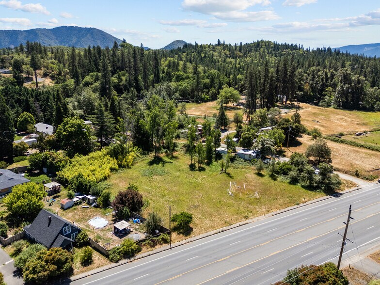 More Photos Of 2119 Williams Hwy, Grants Pass Land For Sale