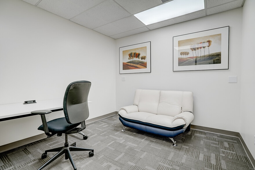 More Photos Of 4010 Merrill Ave, Riverside Freestanding For Lease