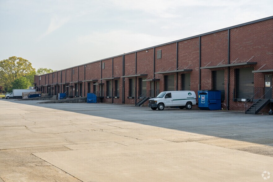 More Photos Of 675 Progress Center Ave, Lawrenceville Warehouse For Lease