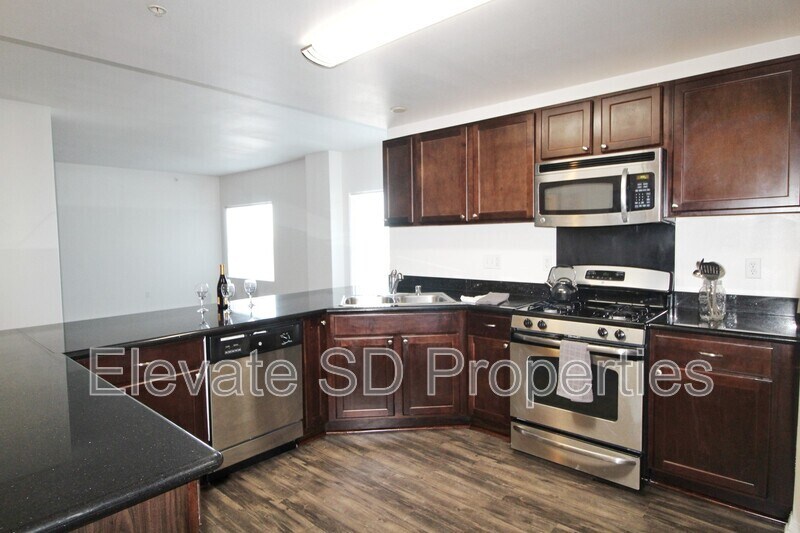 More Photos Of 819-825 D Ave, National City Apartments For Lease