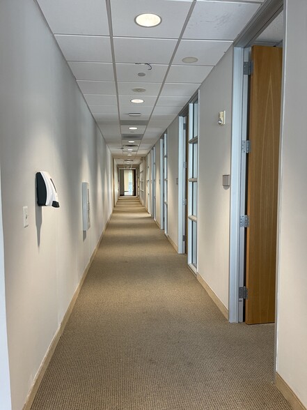 More Photos Of 1320 W Walnut Hill Ln, Irving Medical For Sale