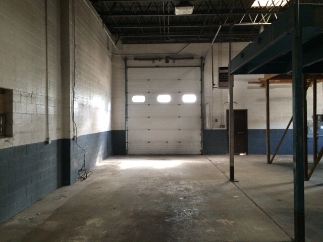 More Photos Of 132-134 23rd St, Pittsburgh Warehouse For Lease