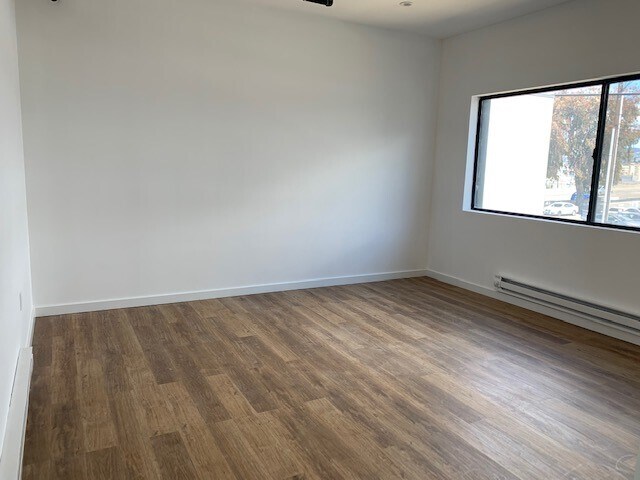 More Photos Of 1926 Park St, Alameda Loft Creative Space For Lease