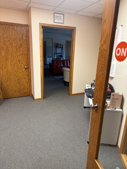 More Photos Of 5930 Seminole Centre Ct, Madison Office For Lease