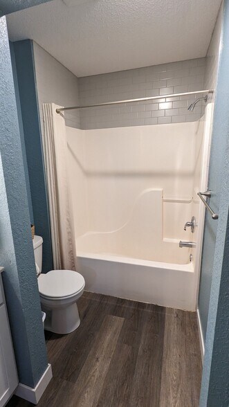 More Photos Of 1955 1st Ave N, Windom Hotel For Sale