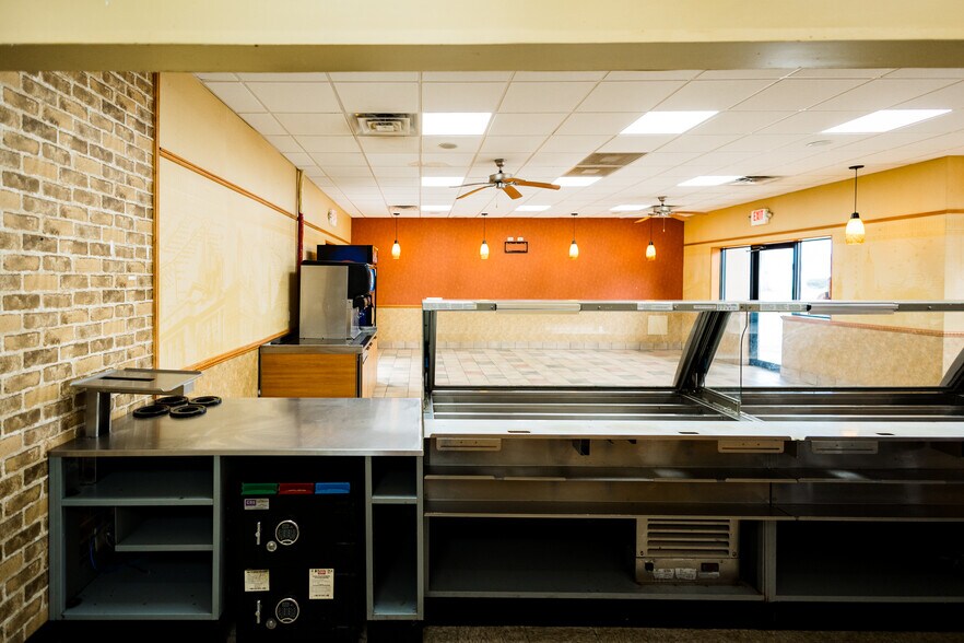 More Photos Of 417 N Saint John St, Bethany Restaurant For Sale