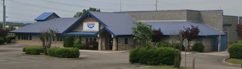 More Photos Of 504 Crockett Trace Dr, Morristown Restaurant For Sale