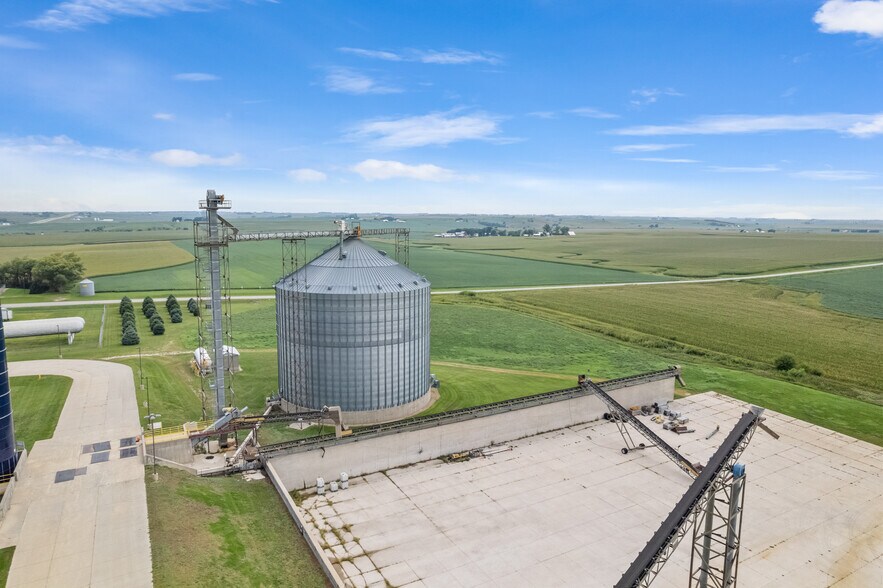 More Photos Of 6059 159th St, Galva Food Processing For Sale