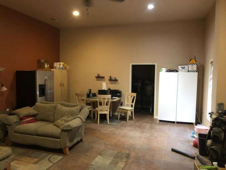 More Photos Of 3005 E Highway 190, Lampasas Auto Repair For Sale