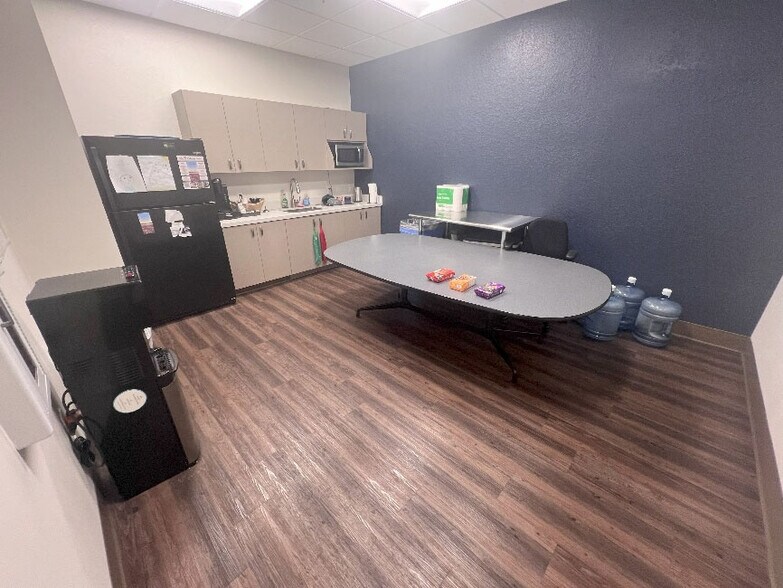 More Photos Of 14450 N 46th St, Clearwater Office For Lease