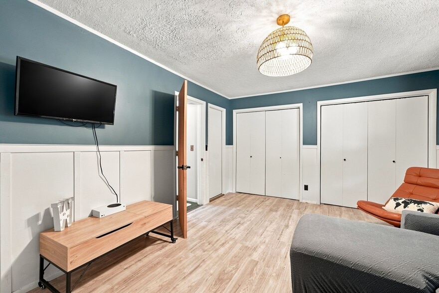 More Photos Of 8127 Chippewa Hwy, Bear Lake Hotel For Sale