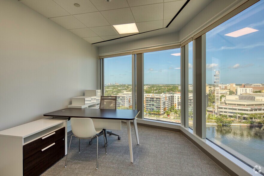 More Photos Of 100 S Ashley Dr, Tampa Office Residential For Lease